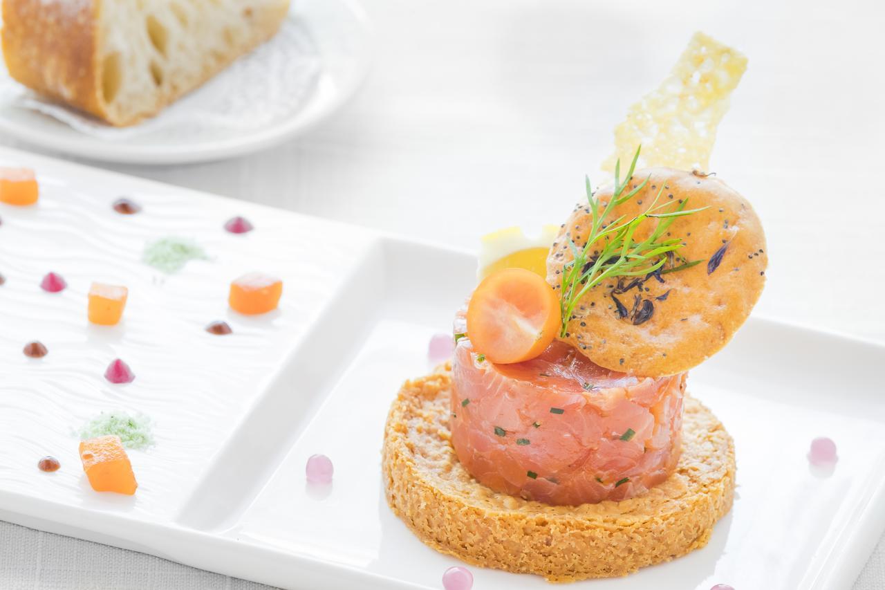 Le Bois Dormant-Hotel Restaurant & Spa Logis Hotel Шампаньол Екстериор снимка